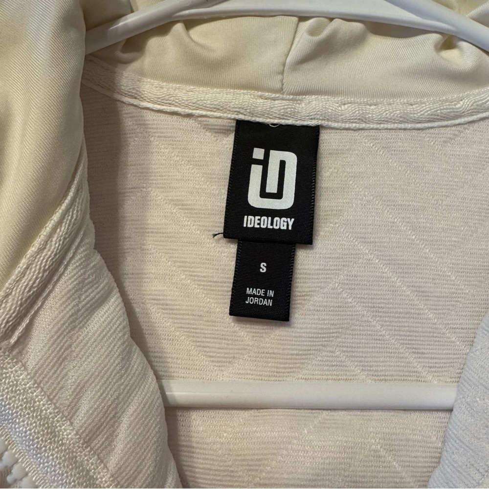 Ideology Quilted‎ White Hoodie (A2-9) - Picture 3 of 3